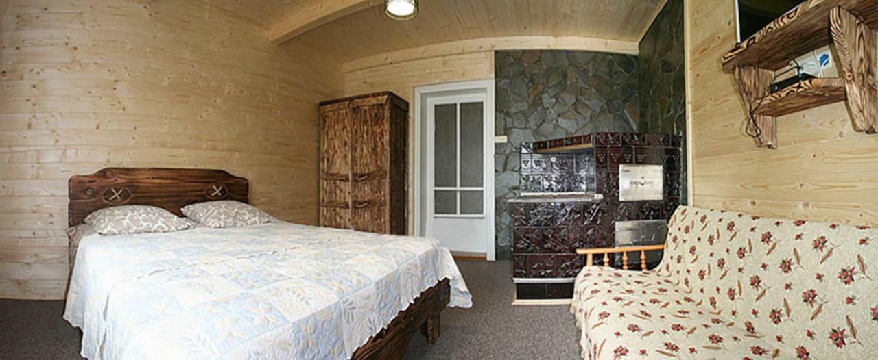 Садиба Там Де Гори Krivorovnya Extérieur photo
